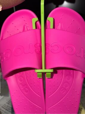 CROCS Slide Sandals in Bright Pink  9m 11w (2 pair)